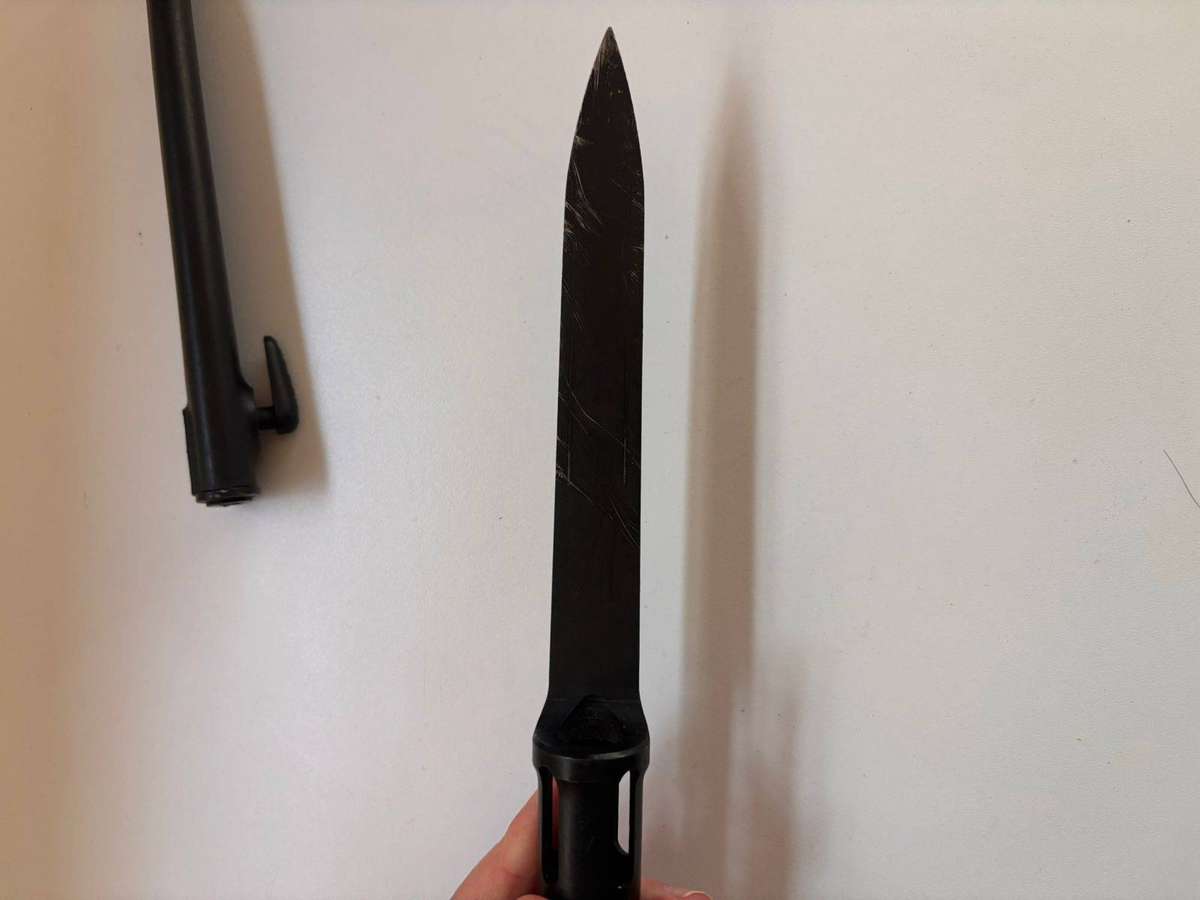South African R1 Socket Bayonet (serial number 20440) in Good Condition