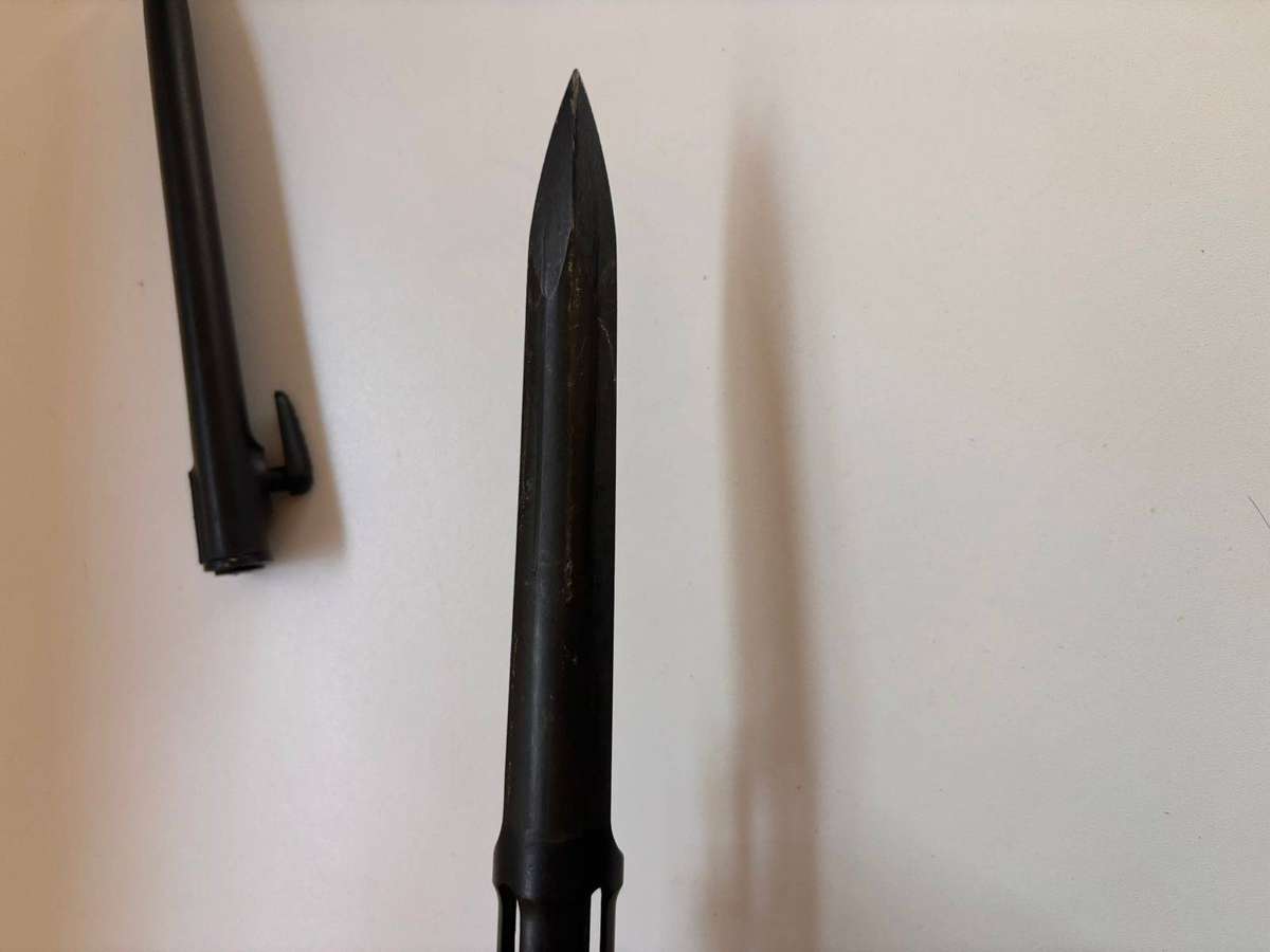 South African R1 Socket Bayonet (serial number 20440) in Good Condition