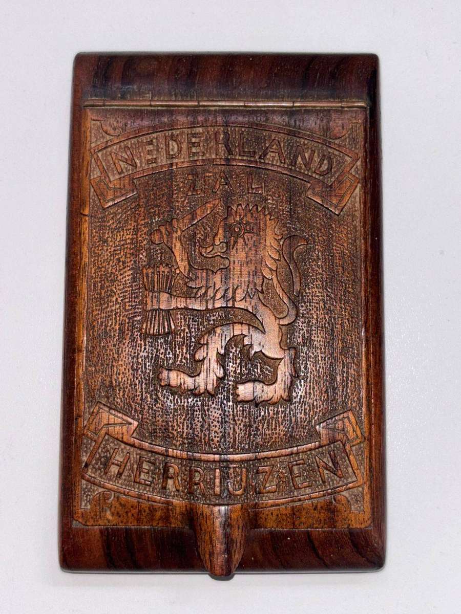 Antique Nederland Hand Carved Wood Cigarette Case in Great Condition