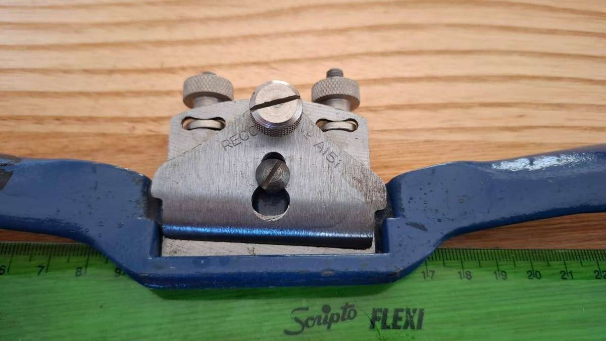 Vintage Record No A151 Spokeshave in Excellent Condition