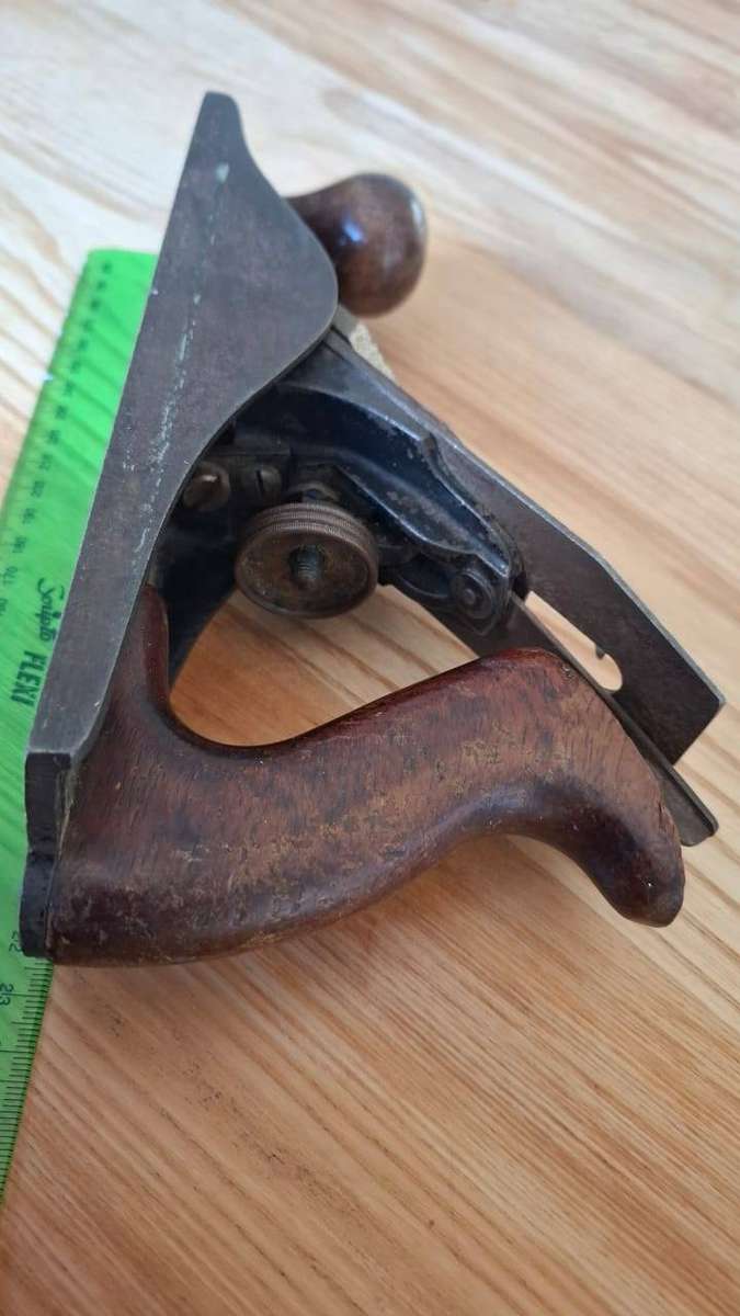 Vintage Stanley Bailey No 4 Wood Plane made in U.S.A. in Good Condition