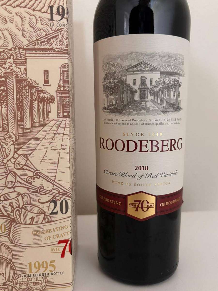 Gift box of Roodeberg Classic Red Blend (2018 Vintage) in Sealed Condition-750ml