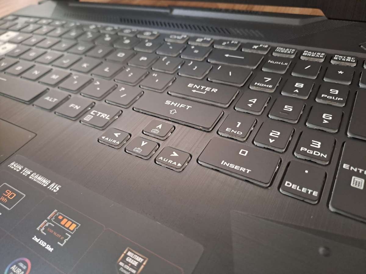 Powerful Asus Gaming Laptop Ryzen 9 4900H RTX 2060 6GB 512GB SSD 15.6" IPS 144Hz