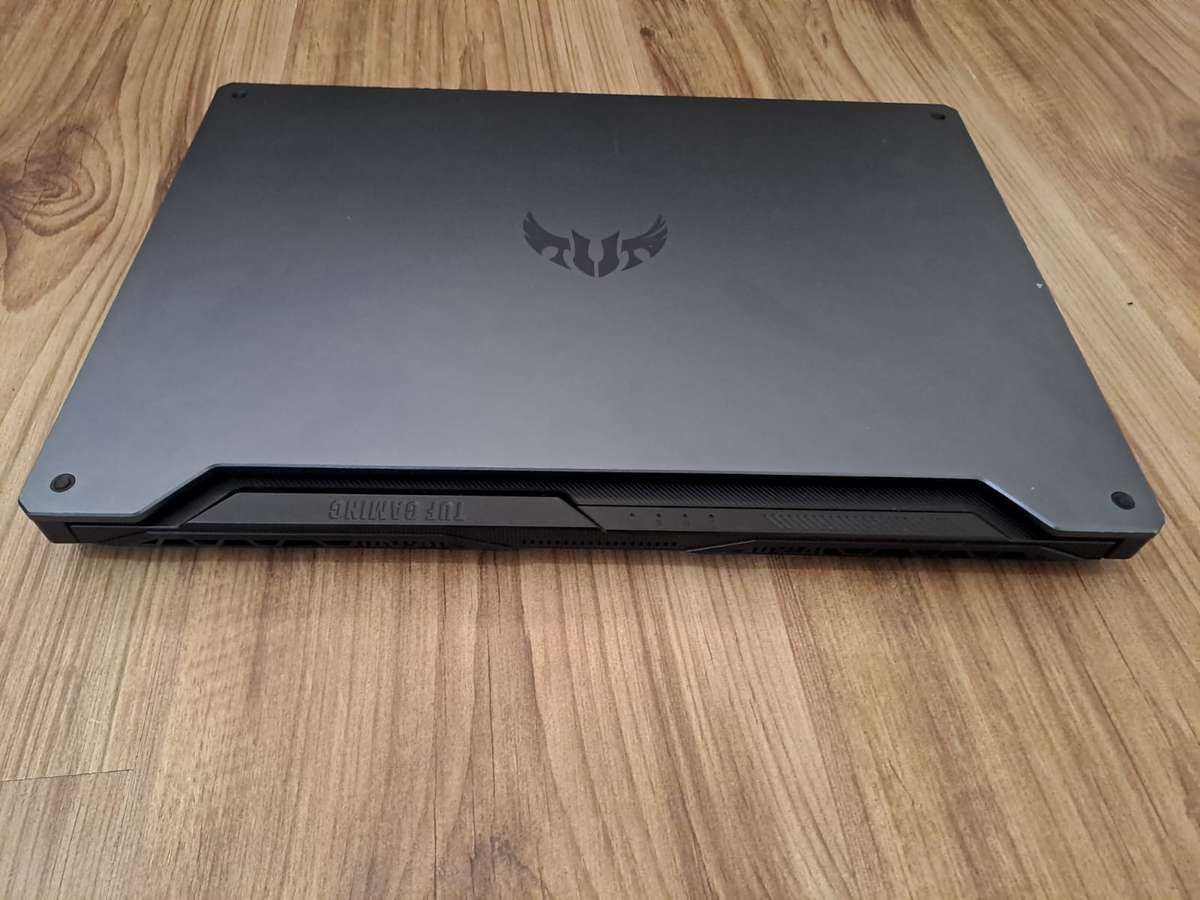 Powerful Asus Gaming Laptop Ryzen 9 4900H RTX 2060 6GB 512GB SSD 15.6" IPS 144Hz