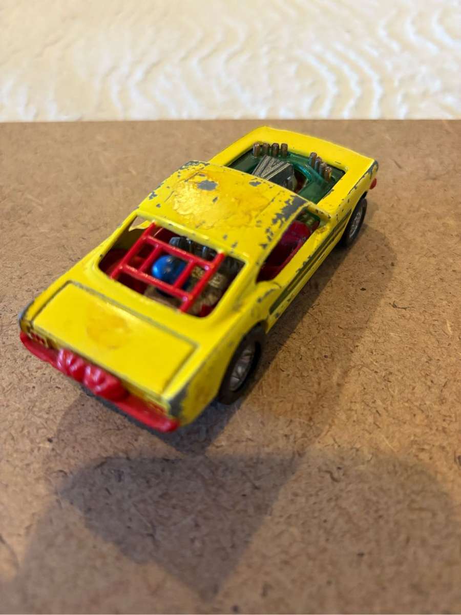 Corgi Toys Whizz Wheels Yellow Ford Mustang Dragster 1:43