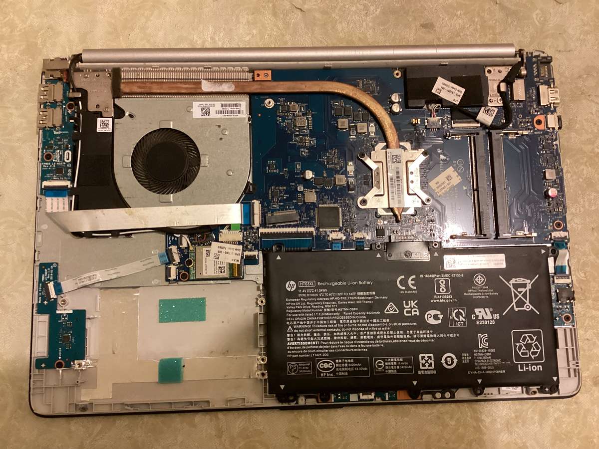 Hp laptop for spares/repairs