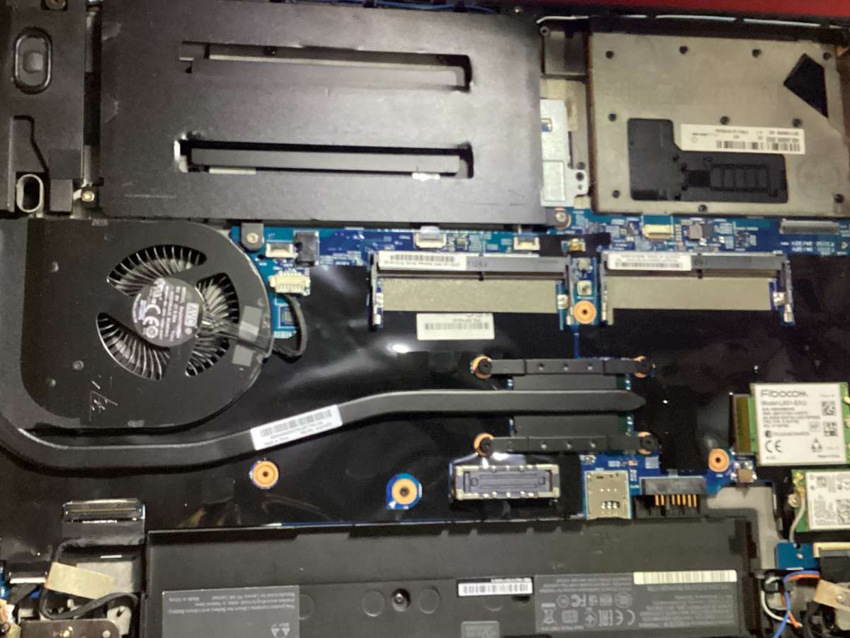 Lenovo laptop t570 i5 7th Gen for rebuild/spare