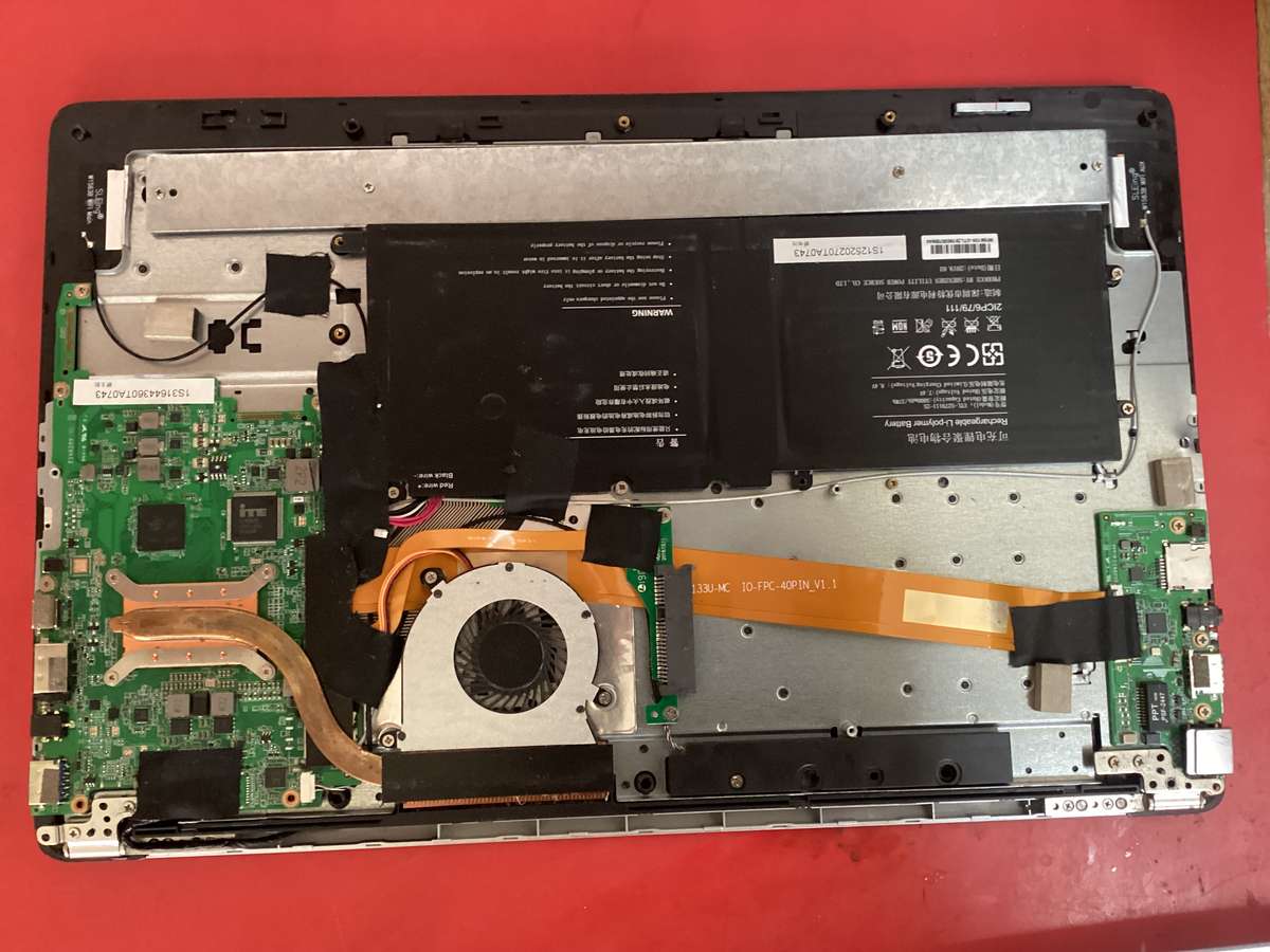 i life laptop for spares