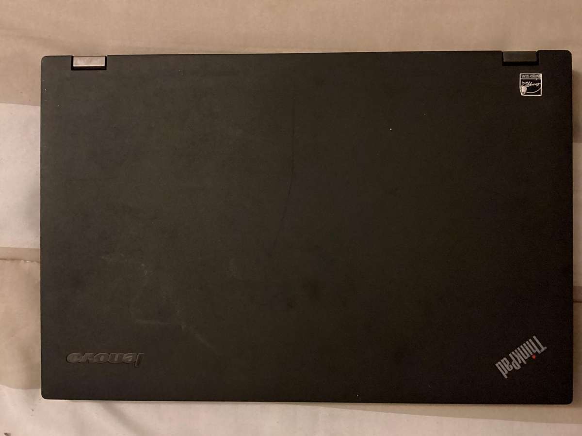 Lenovo laptop t530 i5 3rd Gen for rebuild/spare