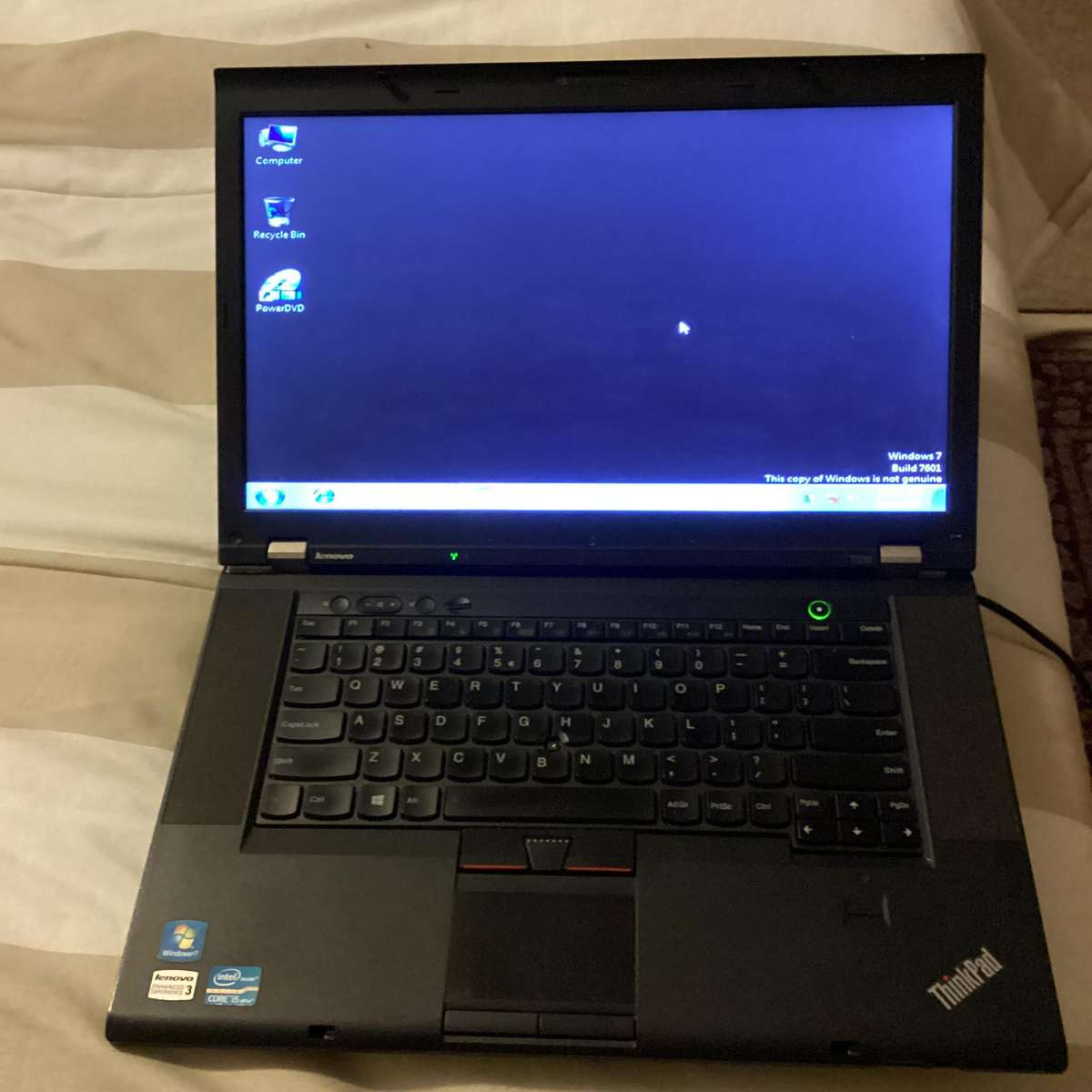 Lenovo laptop t530 i5 3rd Gen for rebuild/spare