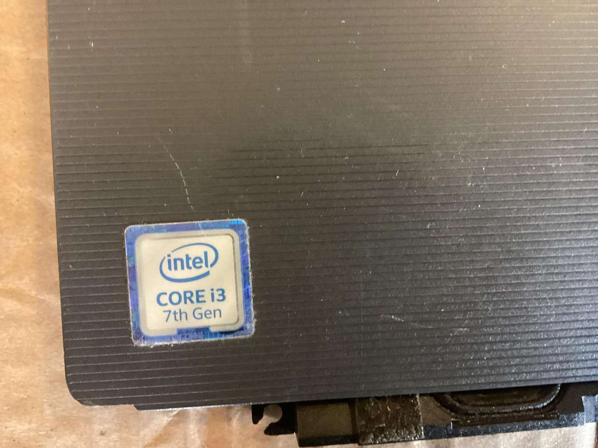 Lenovo i3 7th Gen laptop for spares