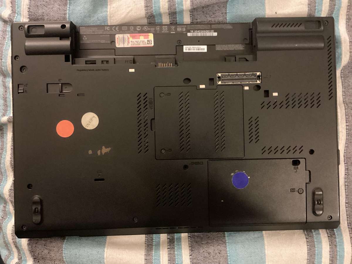 Lenovo laptop t530 i5 3rd Gen for rebuild/spare