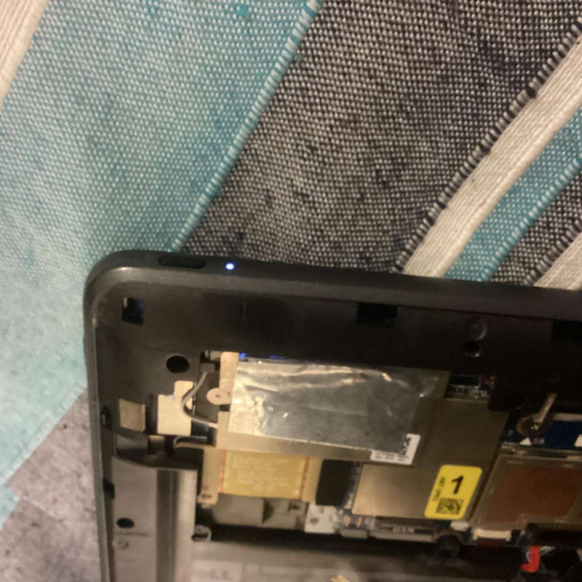 2x Dell latitude 5159 tablets for spares