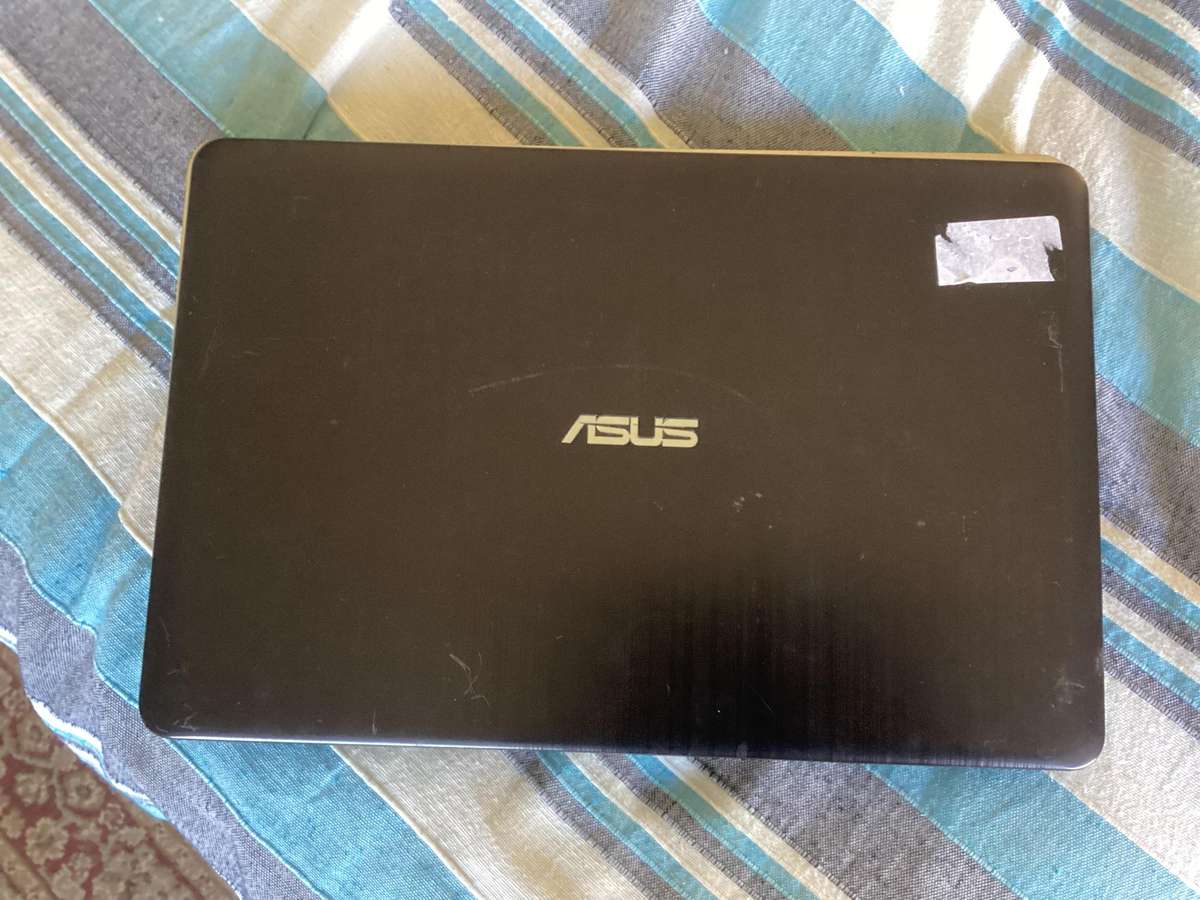 Asus laptop AMD 7th Gen for spare/repair