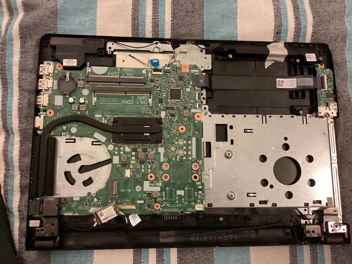 Dell p63F Laptop for spares