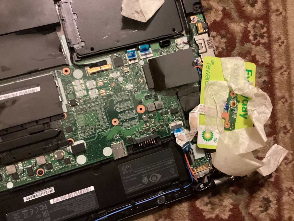 Lenovo laptop t480 i7 8th Gen sold for spare/repair