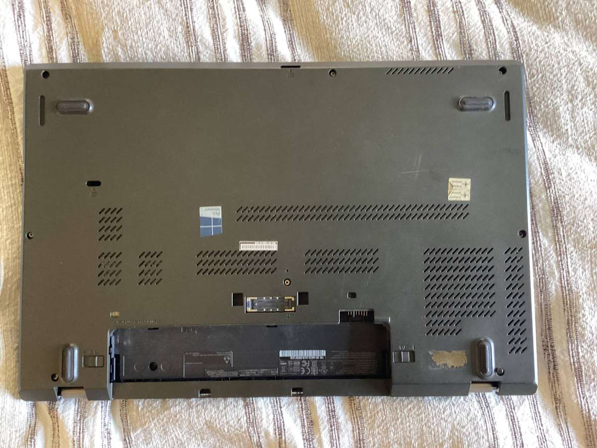 Lenovo laptop  sold for spare/repair