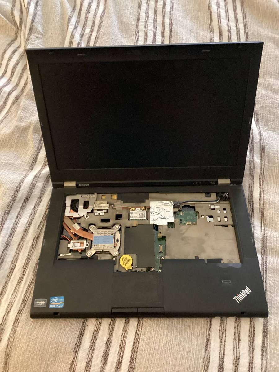 Lenovo T420 laptop  sold for spare/repair