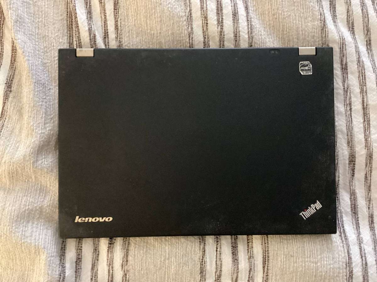 Lenovo T420 laptop  sold for spare/repair