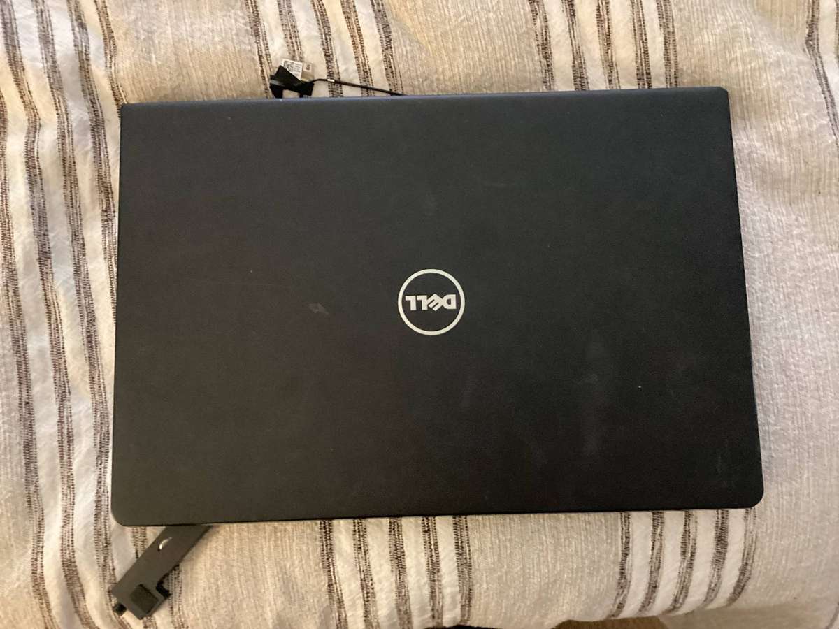 Dell P63F possibly Inspiron 15 3000 laptop for spares