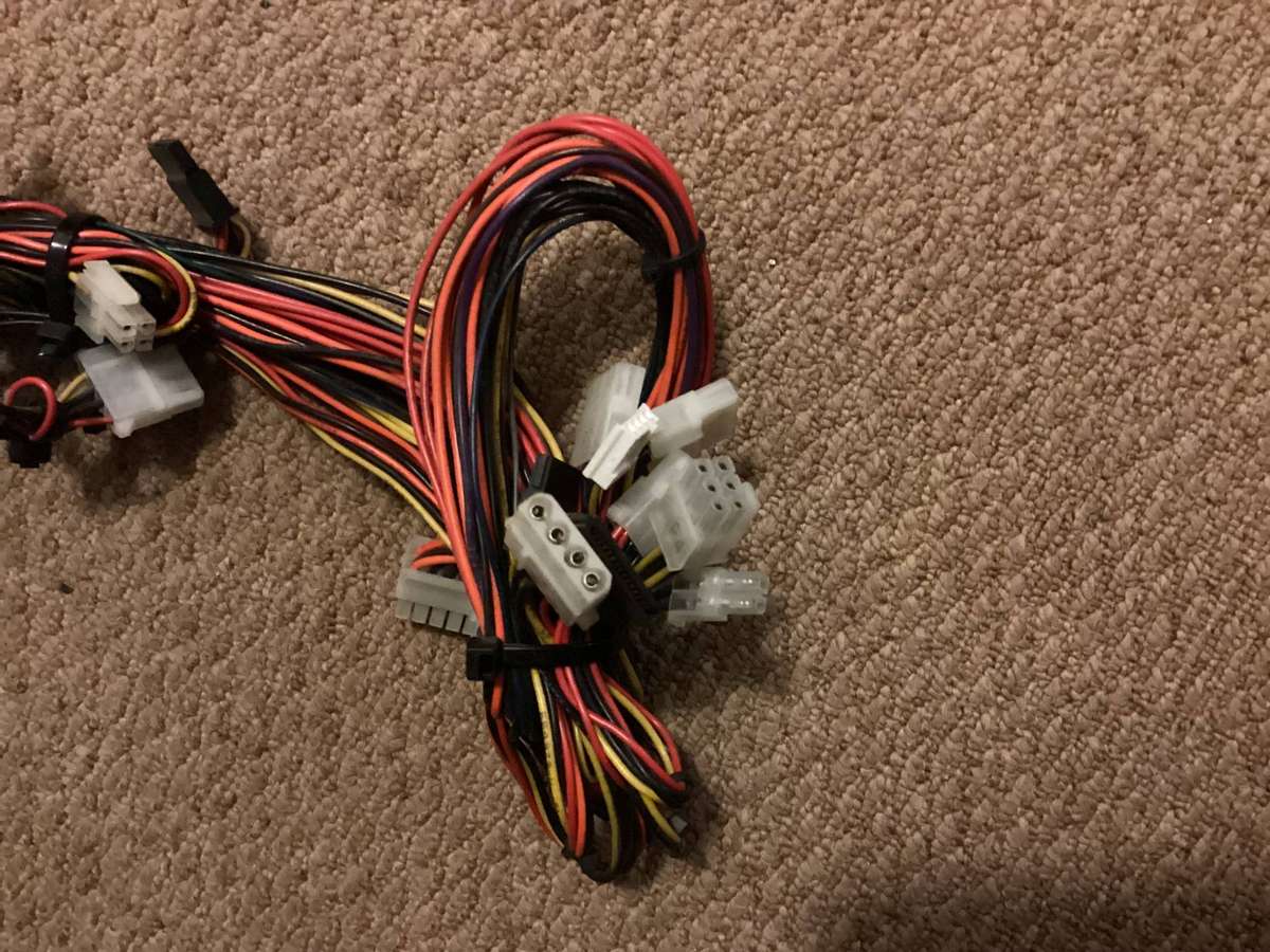 582watt desktop power supply