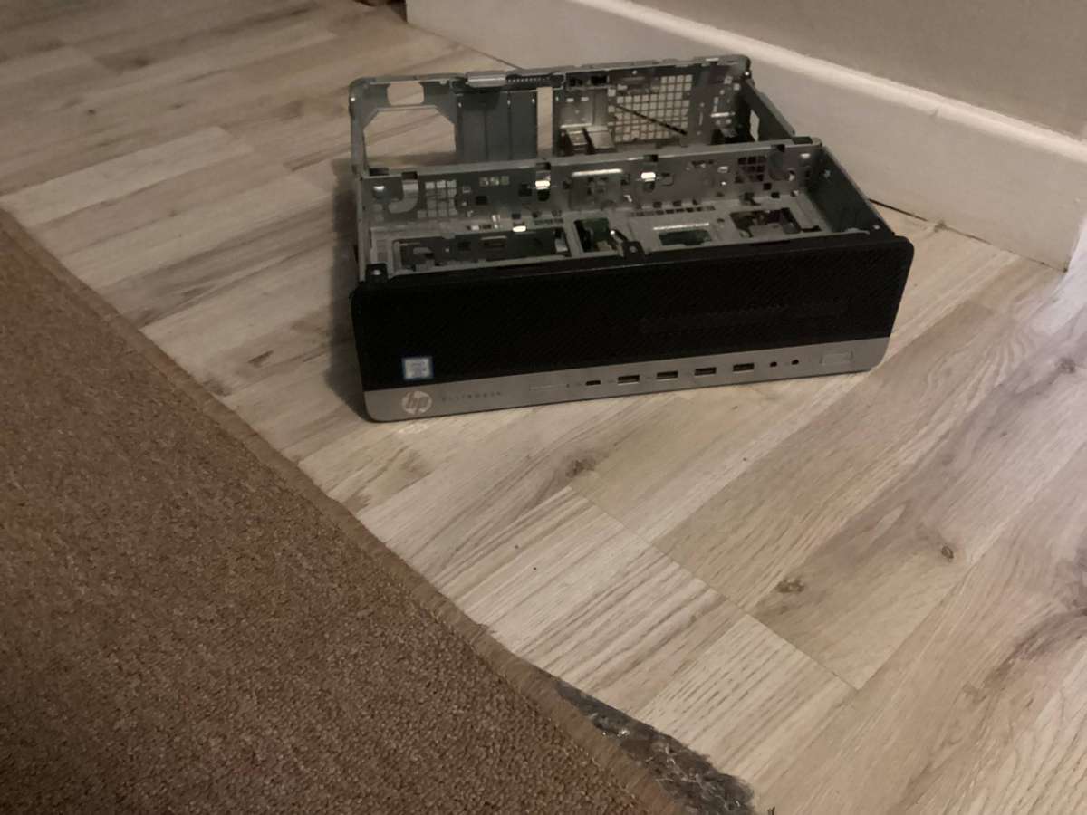 2 x hp with dead motherboard for spare /repair