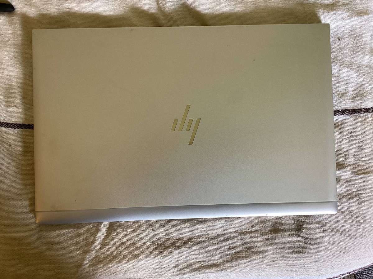 Hp 850 G7 i7 10th Gen for spare/repair