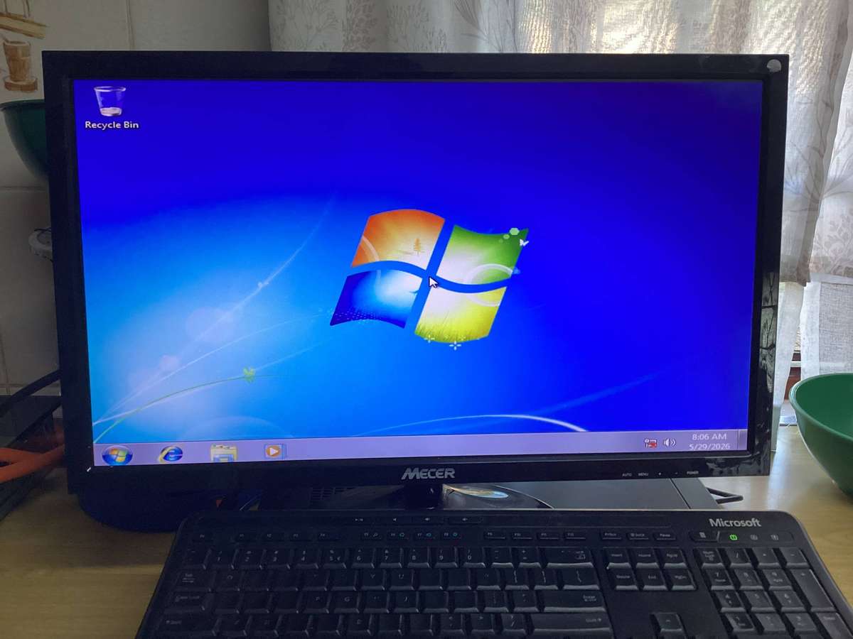 2x Mecer 23 inch VGA/DVI Led Monitors (sold as I lot)
