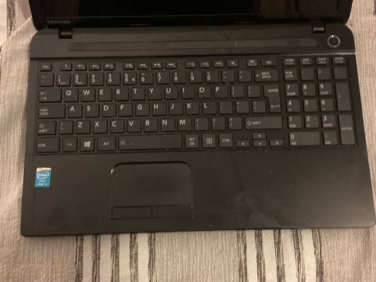 Toshiba laptop for spares c50 A0389