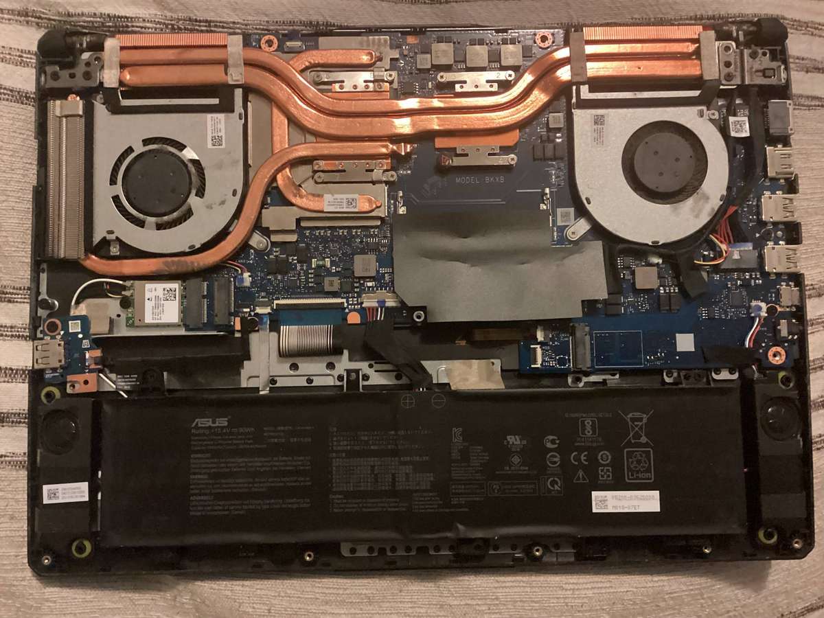 Asus gaming laptop for spares/repair