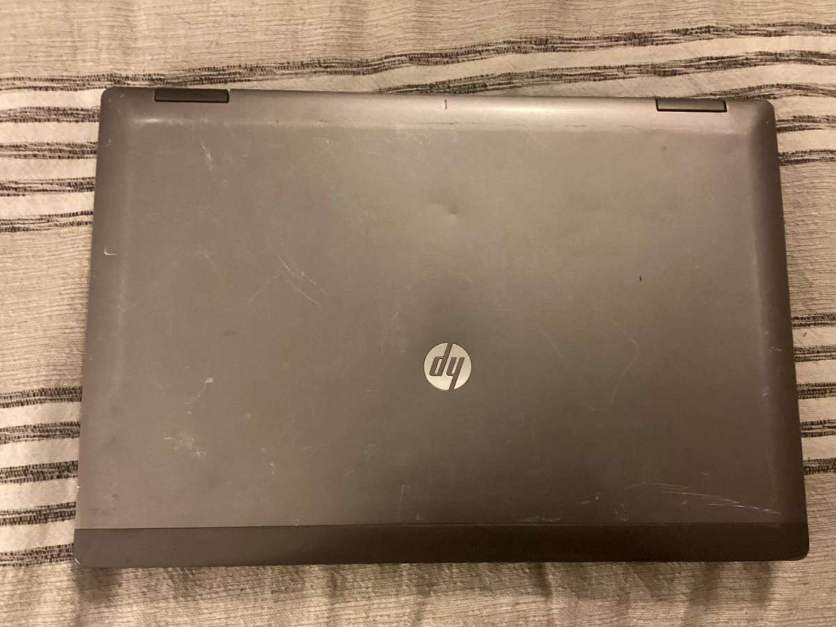 Hp laptop 6560b I3 2nd Gen for spares/repair