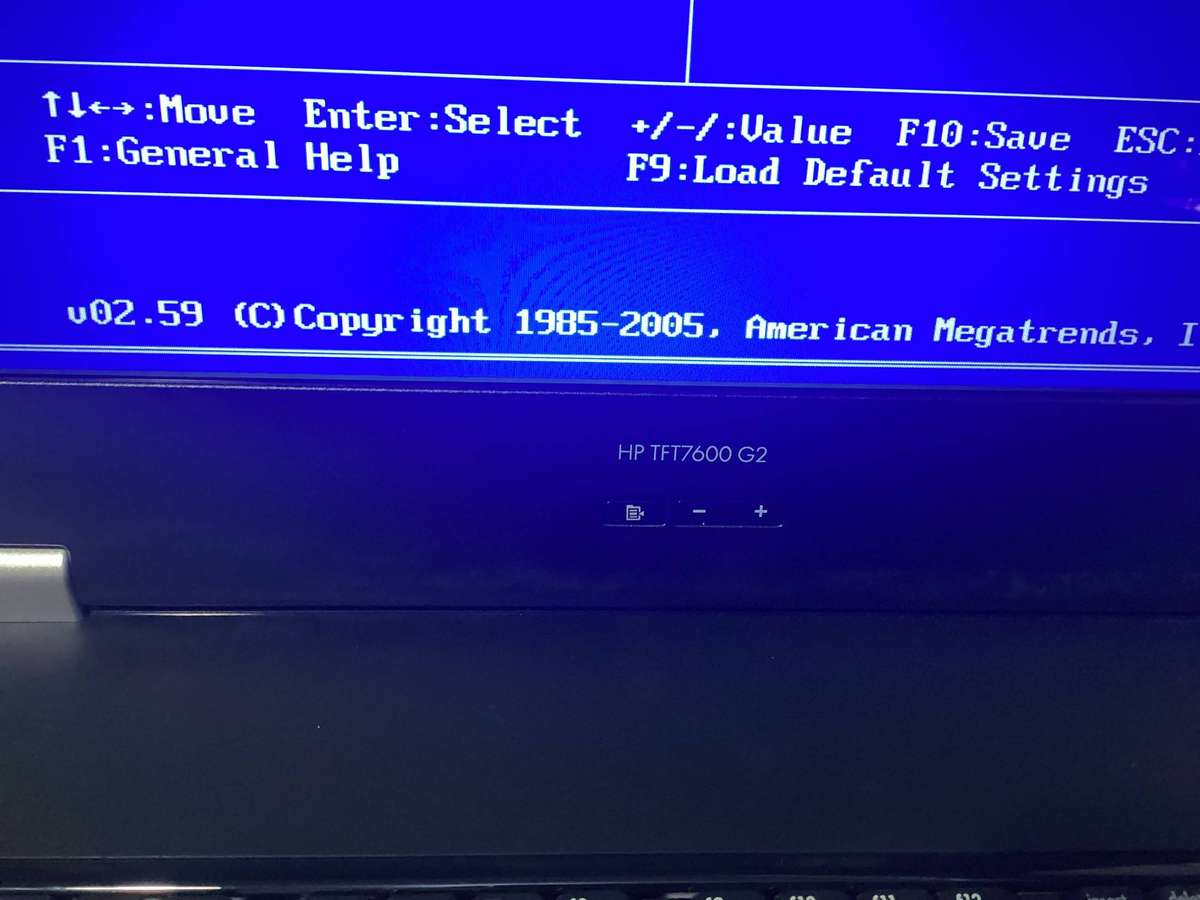 Hp rack Mount monitor and keyboard