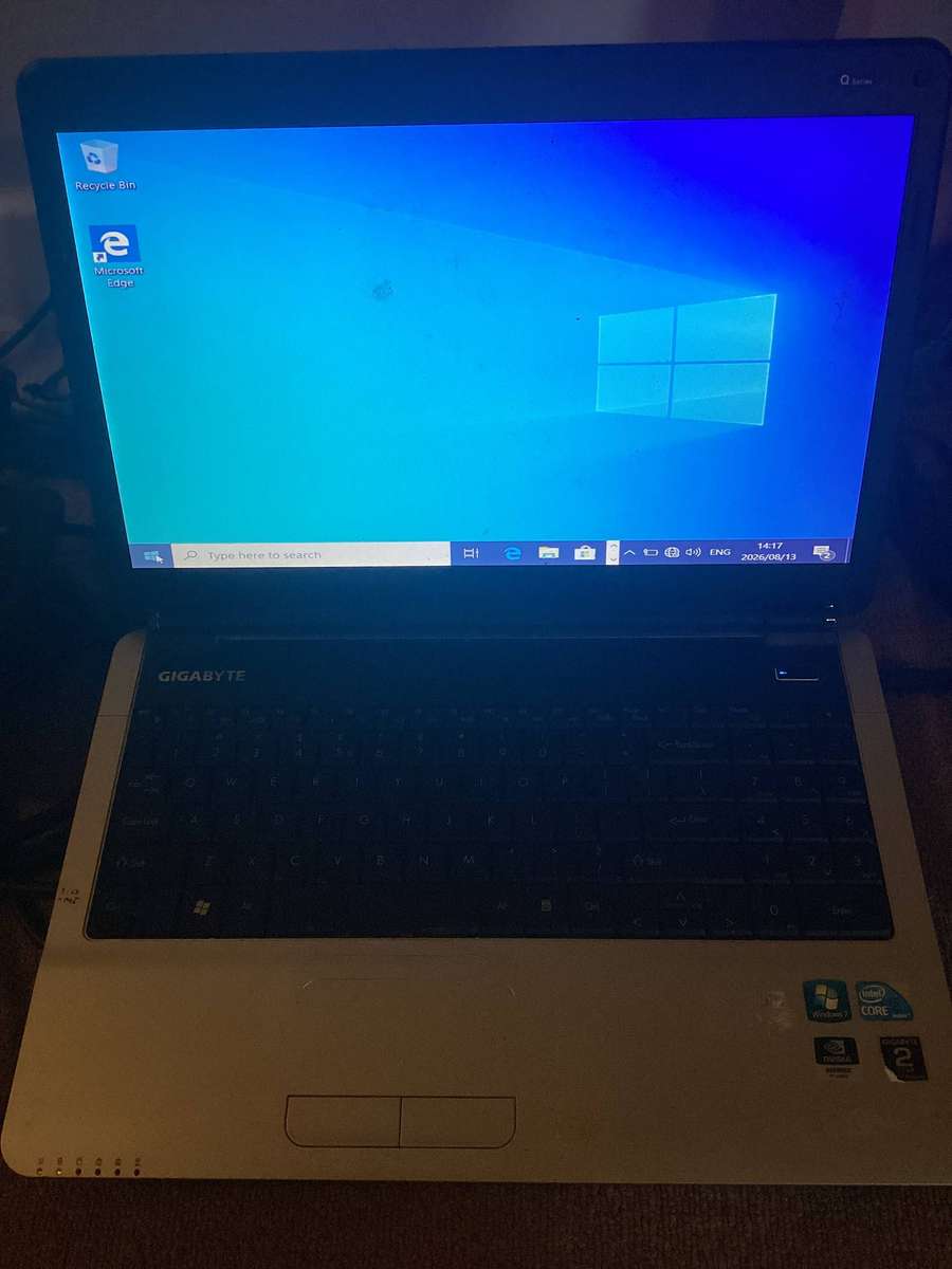 Gigabyte laptop I5 1st Gen for spares/repair