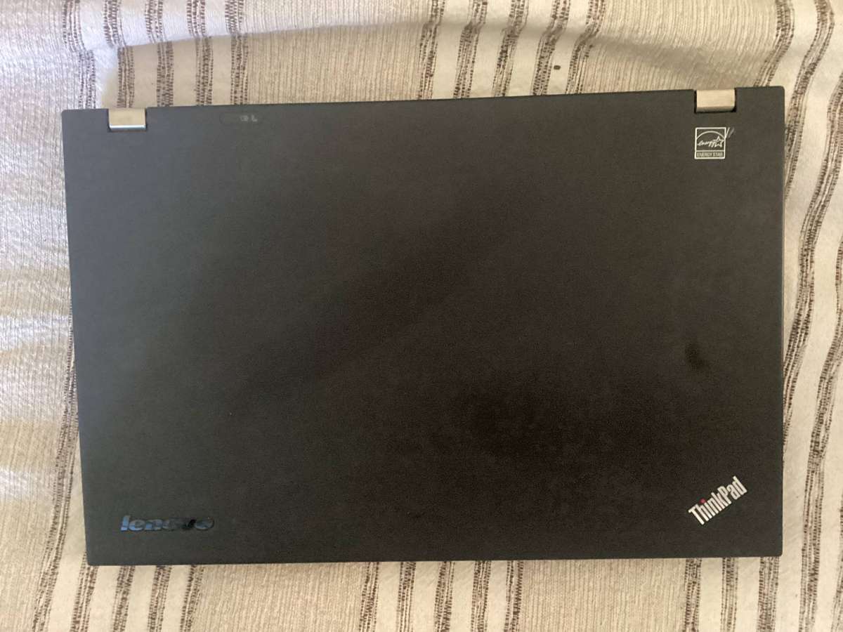 Lenovo laptop t530 i5 3rd Gen
