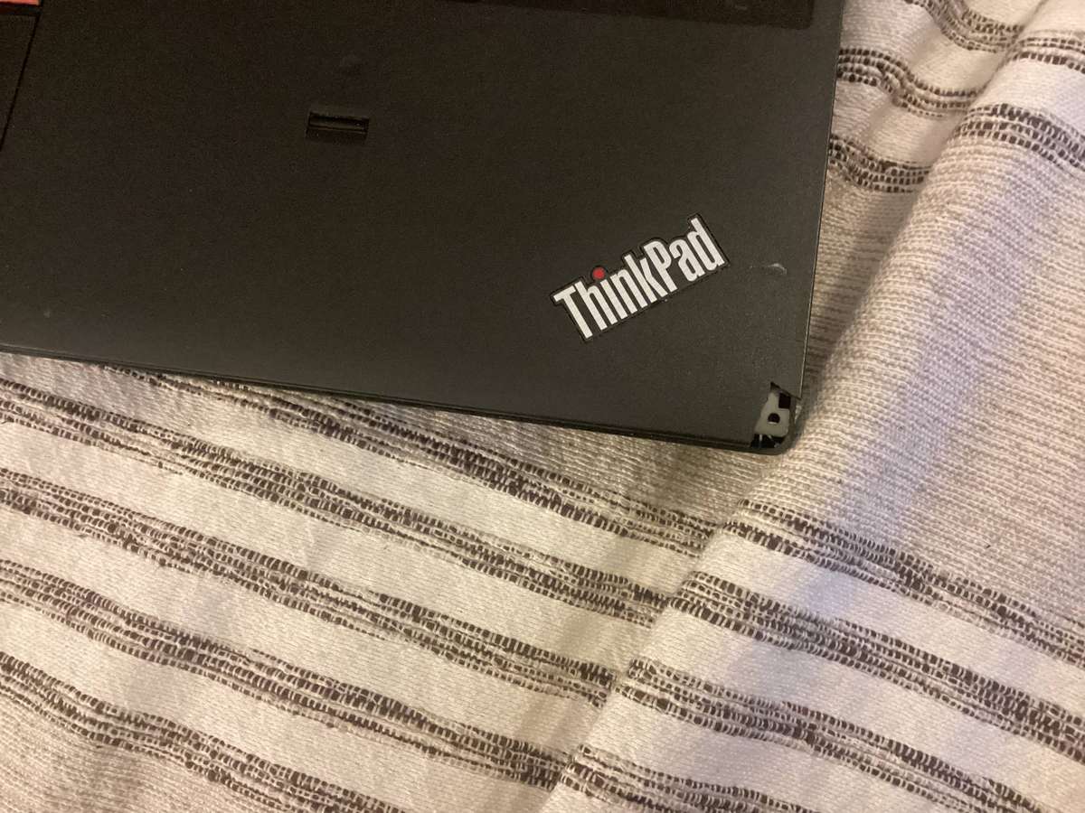 Lenovo laptop t560 i5 6th Gen see details