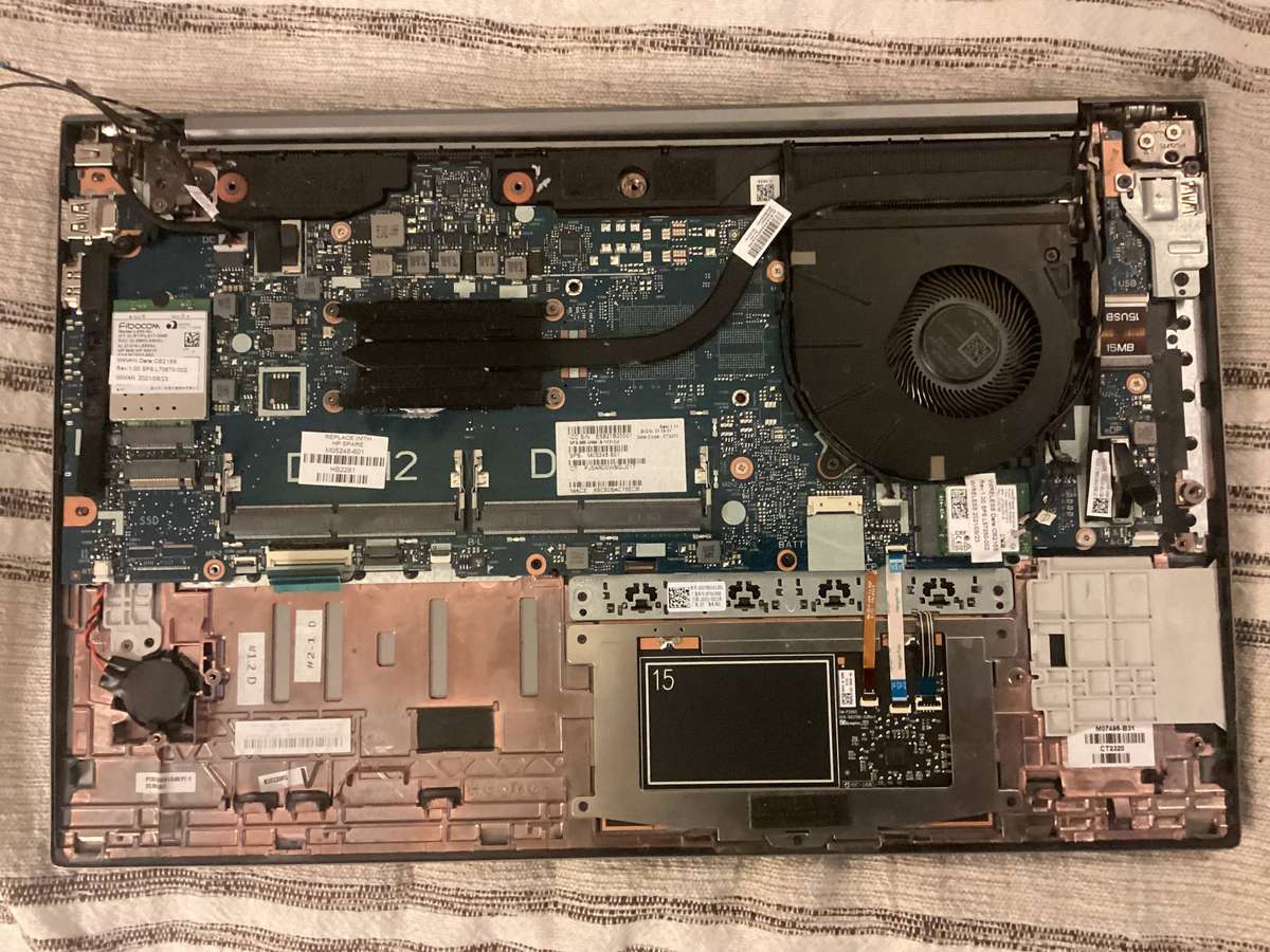 Hp Zbook firefly 15 G7 for spare/repair