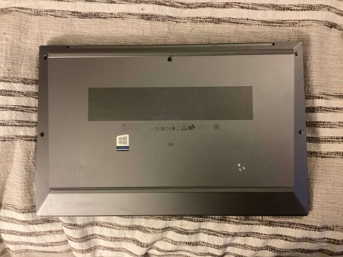 Hp Zbook firefly 15 G7 for spare/repair