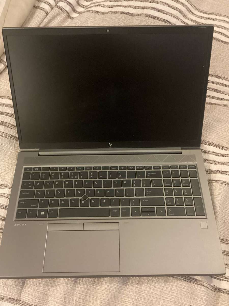 Hp Zbook firefly 15 G7 for spare/repair