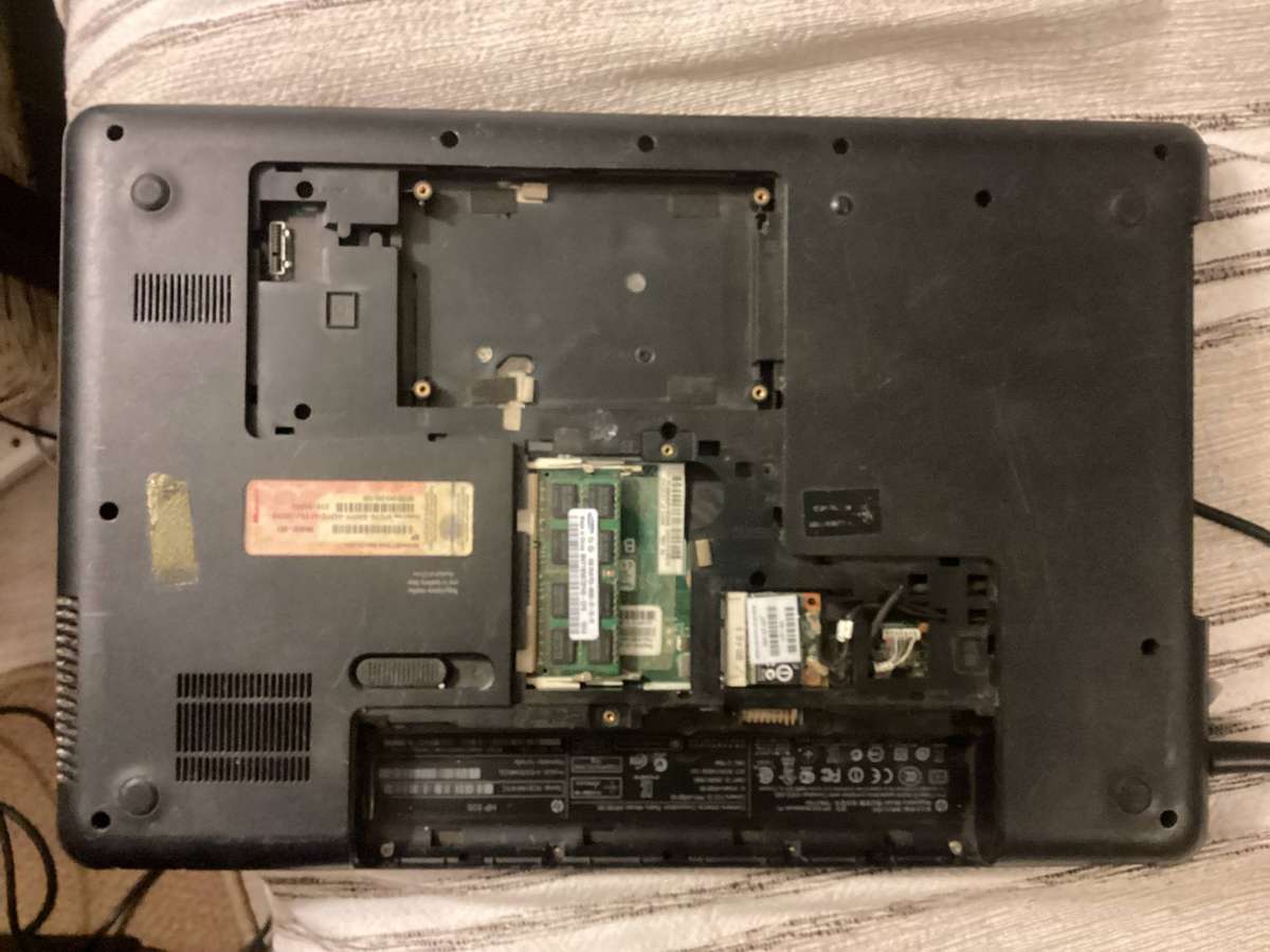 Hp 635 laptop for spares / repair