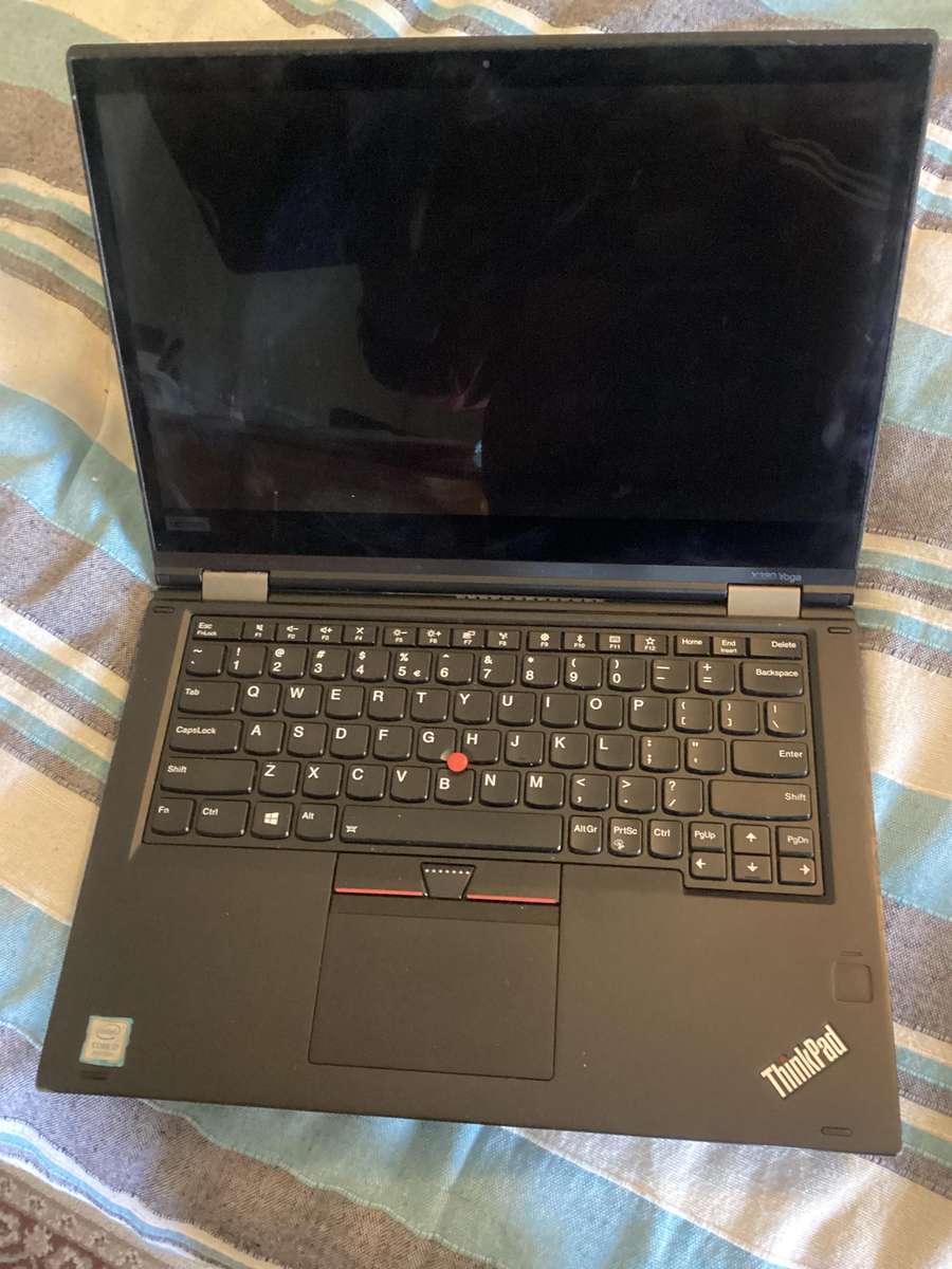 Lenovo laptop x390 yoga i7 8th Gen sold for spare/repair