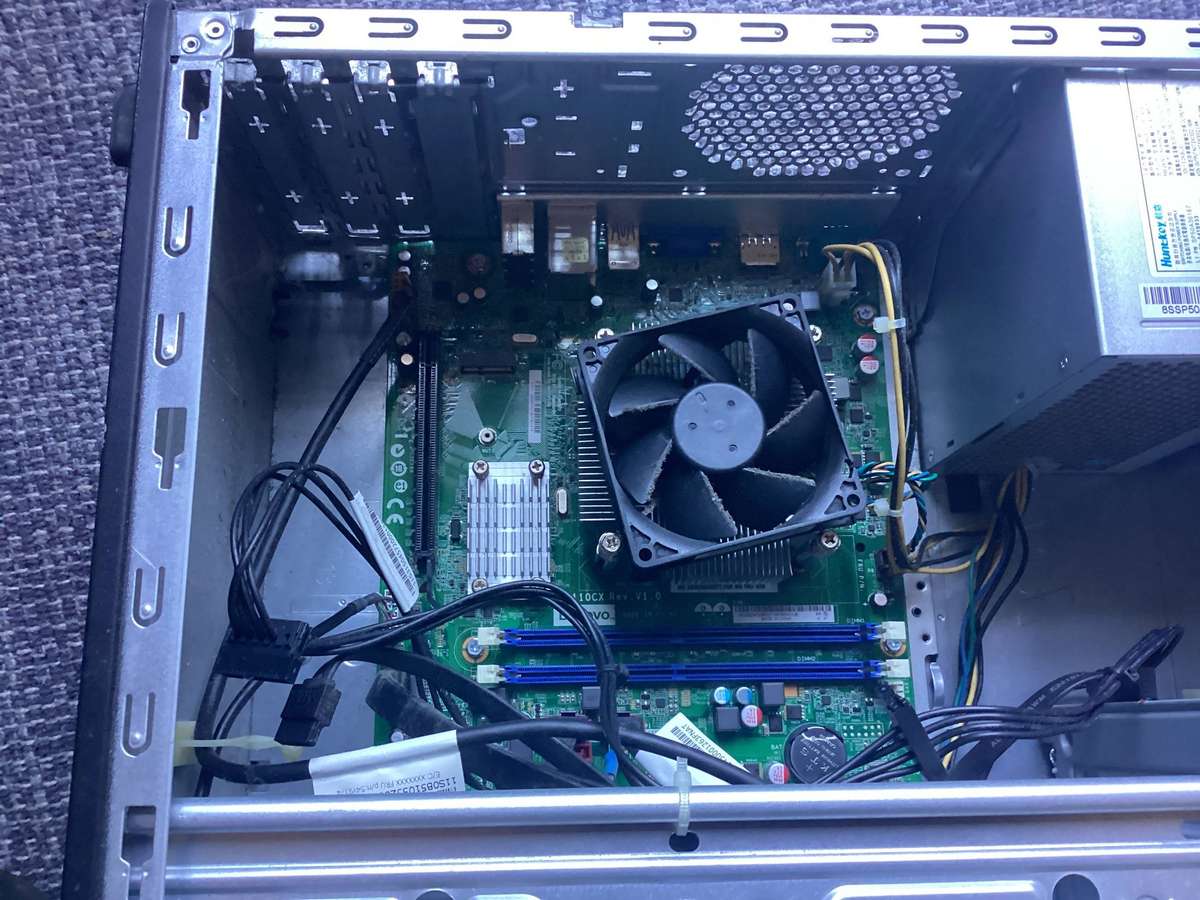 Lenovo i3 6th Gen desktop- see details