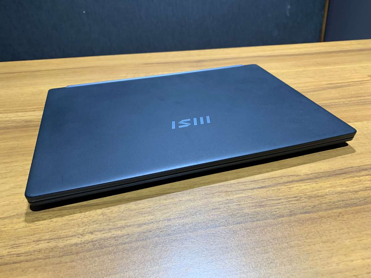 MSI MODERN 14-i5-1155G7-8GB DDR4 RAM-512 SSD-FHD-IRIS GRAPHICS-BACKLIT