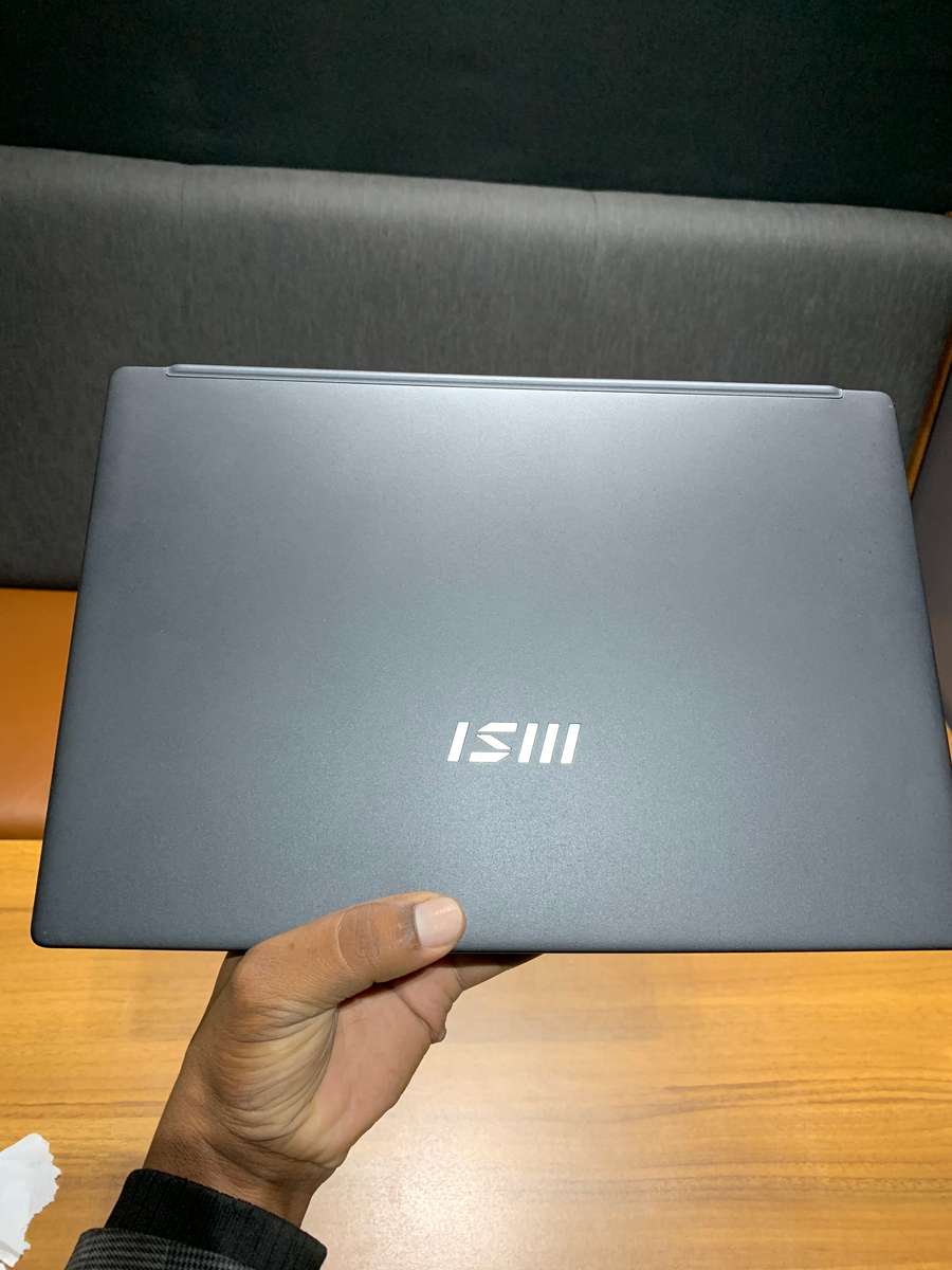 MSI MODERN 14-i5-1155G7-8GB DDR4 RAM-512 SSD-FHD-IRIS GRAPHICS-BACKLIT