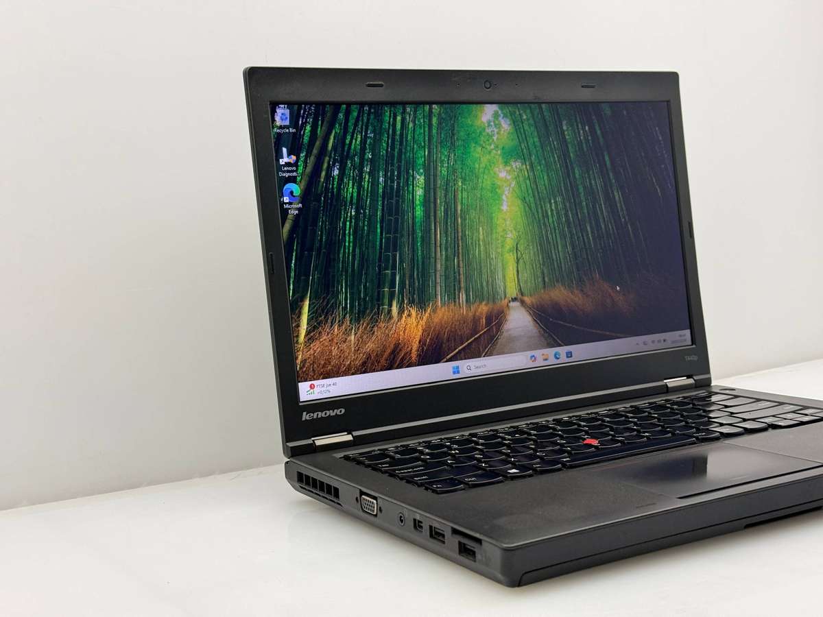Lenovo ThinkPad T440p  Sold AsIs | Core i5 | 4GB RAM | 320GB HDD | Win11 Pro | 14"