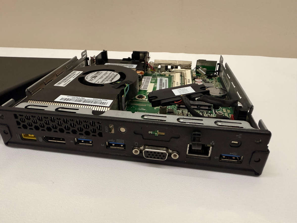Lenovo ThinkCentre M93pro Tiny NO HDD Base i5 3.2GHz NO RAM Ultra-Compact Desktop