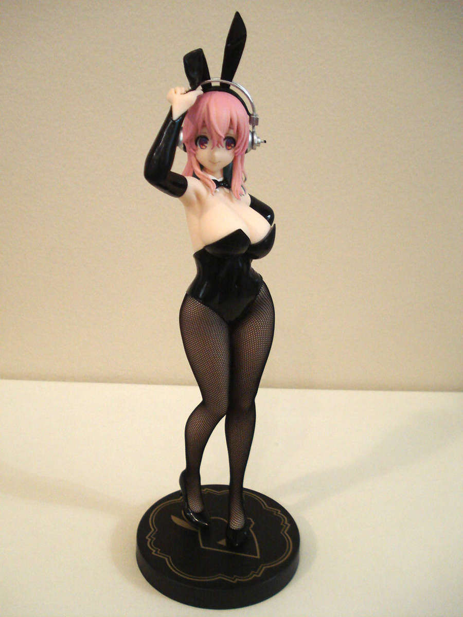 Super Sonico 1/6 Scale Anime Figure - BiCute Bunnies