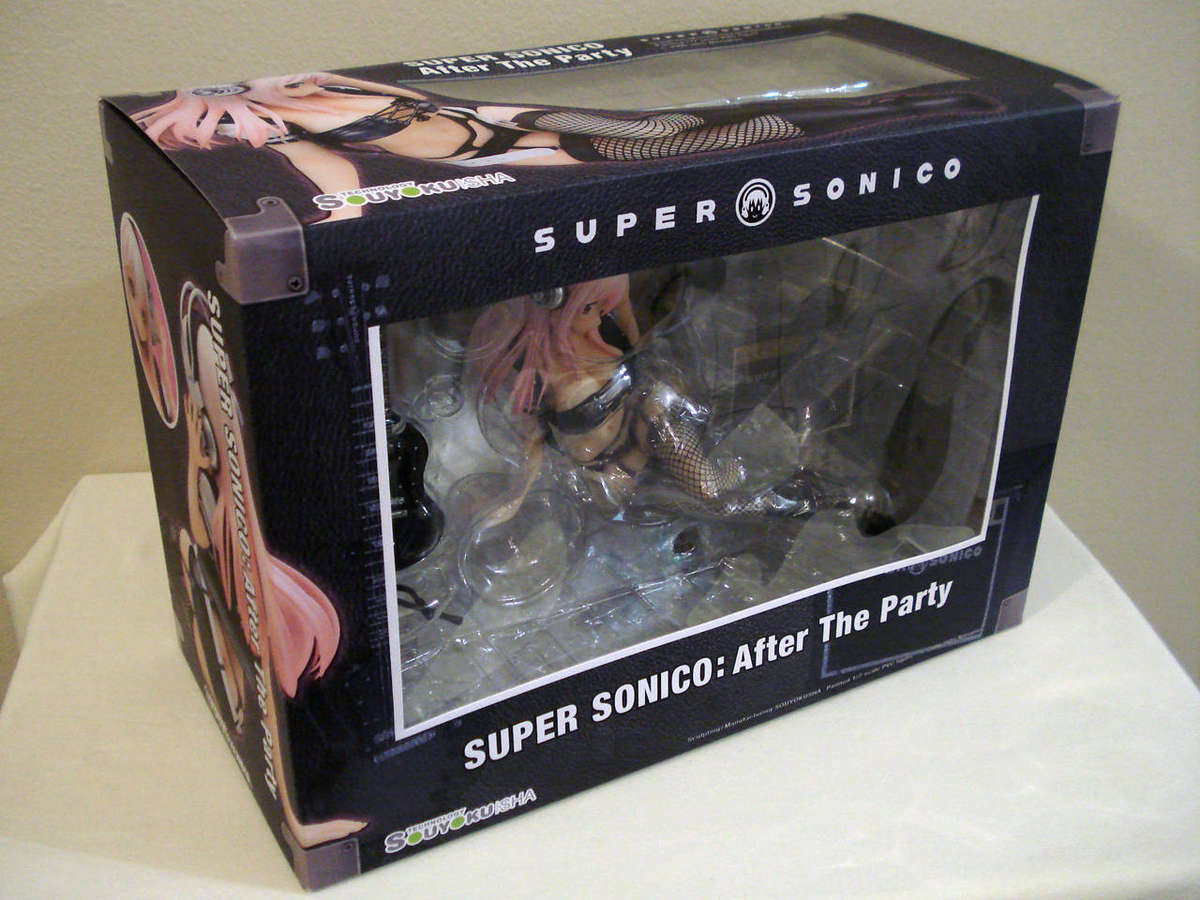 Super Sonico After The Party - 1/6 Scale Anime Figure