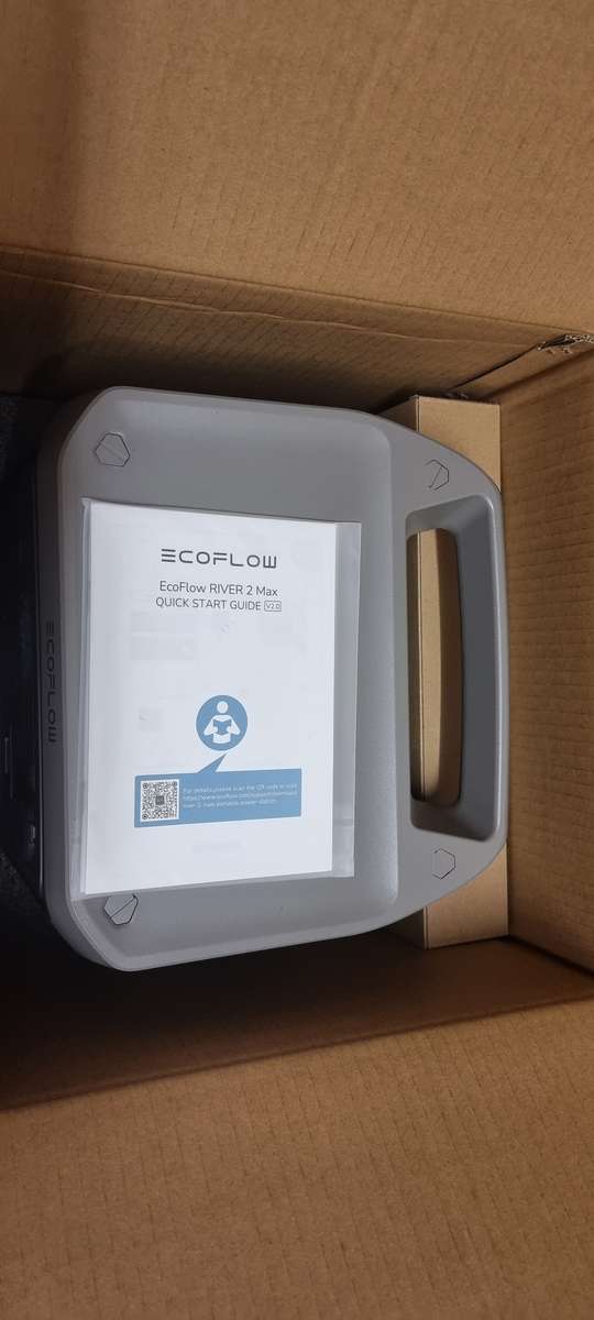 Ecoflow River 2 MAX + Brand New Officially Branded Ecoflow River Bag (as new condition Please read)
