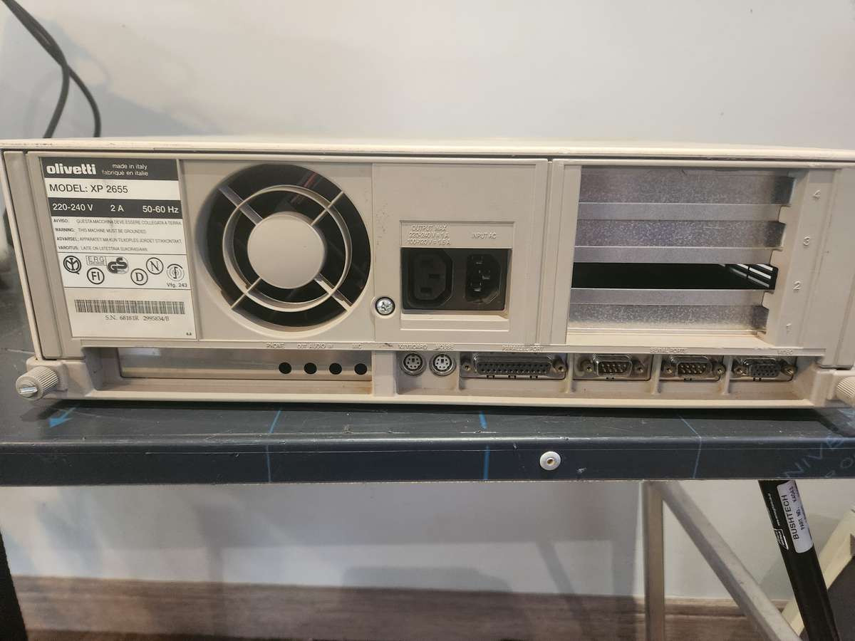 Olivetti M4 Computer - 486 Dx2 66mhz