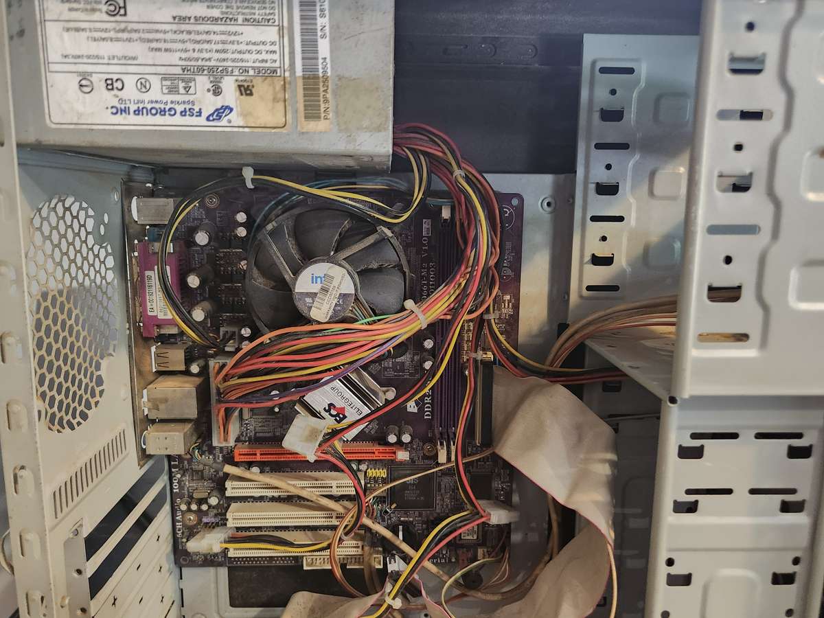 PC Cases - Generic x 3